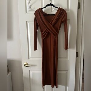 ASTR Bodycon Midi dress